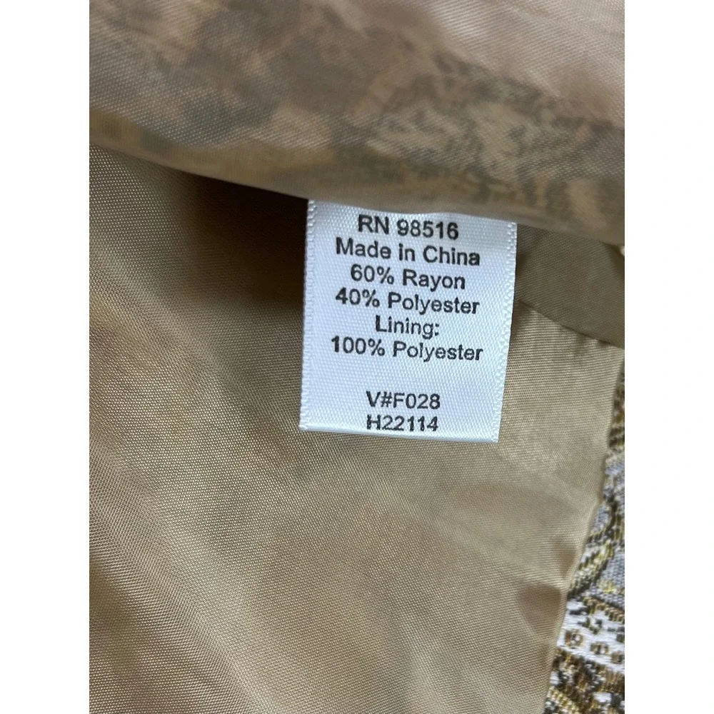 Coldwater Creek Blazer Jacquard Paisley Size Medium Gold Silver Metallic Button